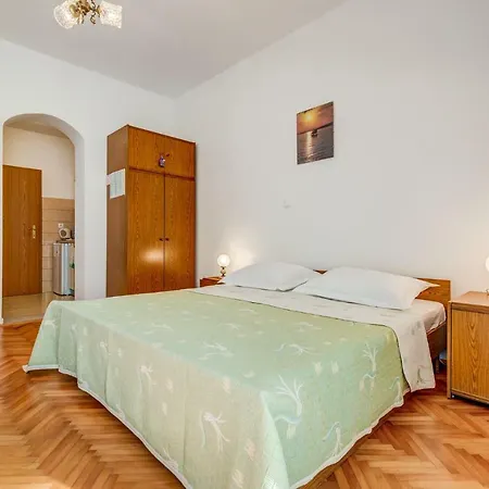 Mila Lägenhet Omiš
